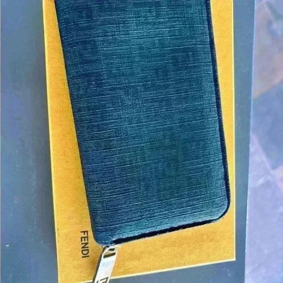 FENDI FF Zucchino Coated Canvas Zip Around Wallet Black Signature with gold zip - Picture 8 of 12